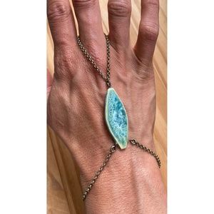 Handmade Hand Chain Stonework bracelet